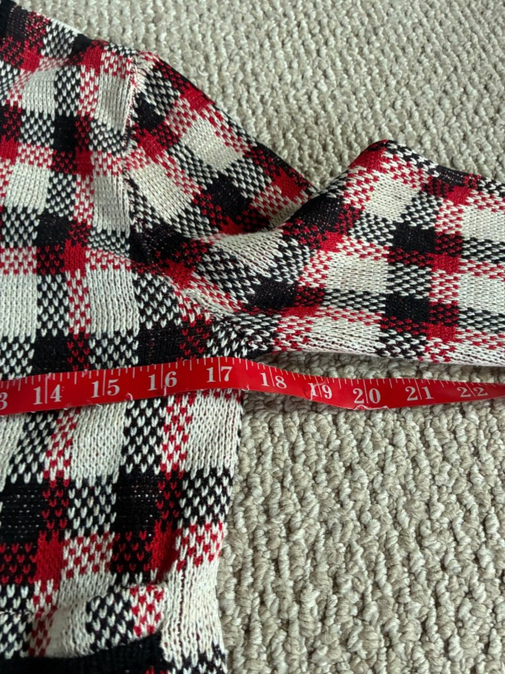 Vintage St. John Cardigan Red Check Plaid Size 2 Neiman Marcus - Picture 3 of 5